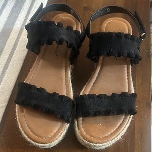 Pierre Dumas Black Ruffled Sandals